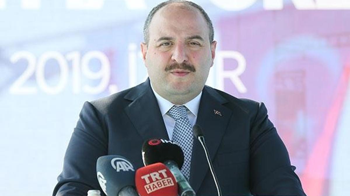 Bakan Mustafa Varank'tan 'yerli malı kullanın' çağrısı