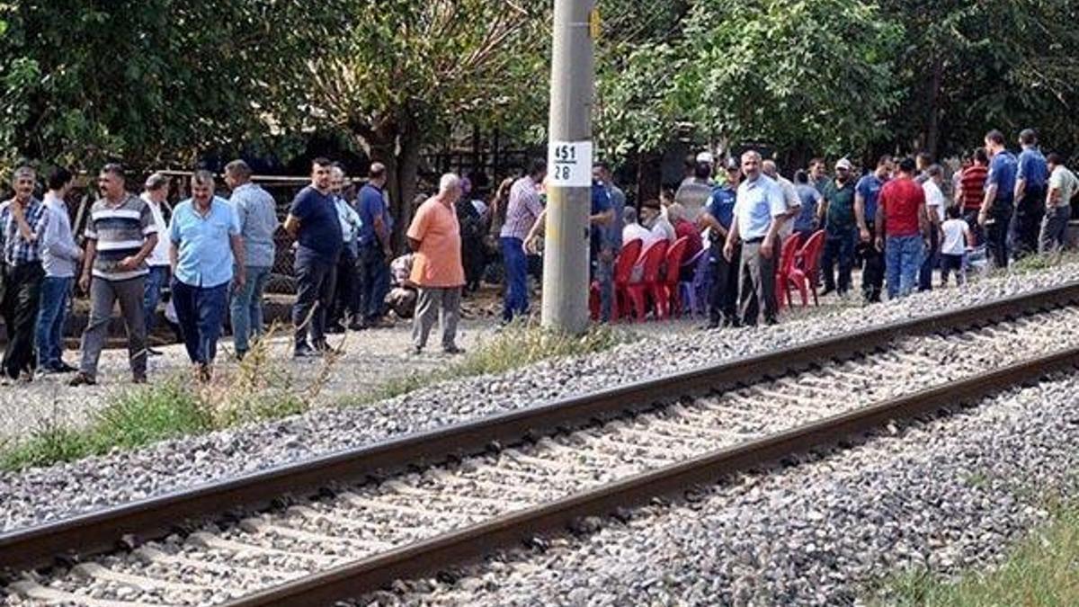 2 yaşındaki Barış'ın korkunç ölümü! Raylar üzerinde oynarken...