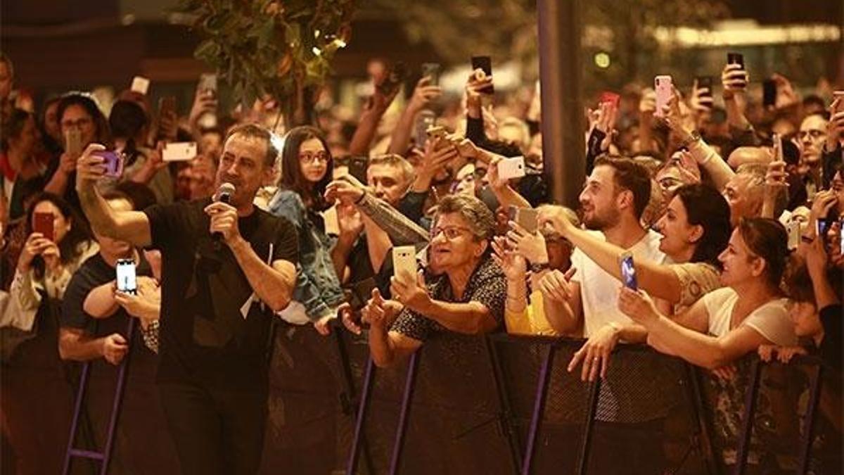 Haluk Levent'ten İzmir'de muhteşem konser