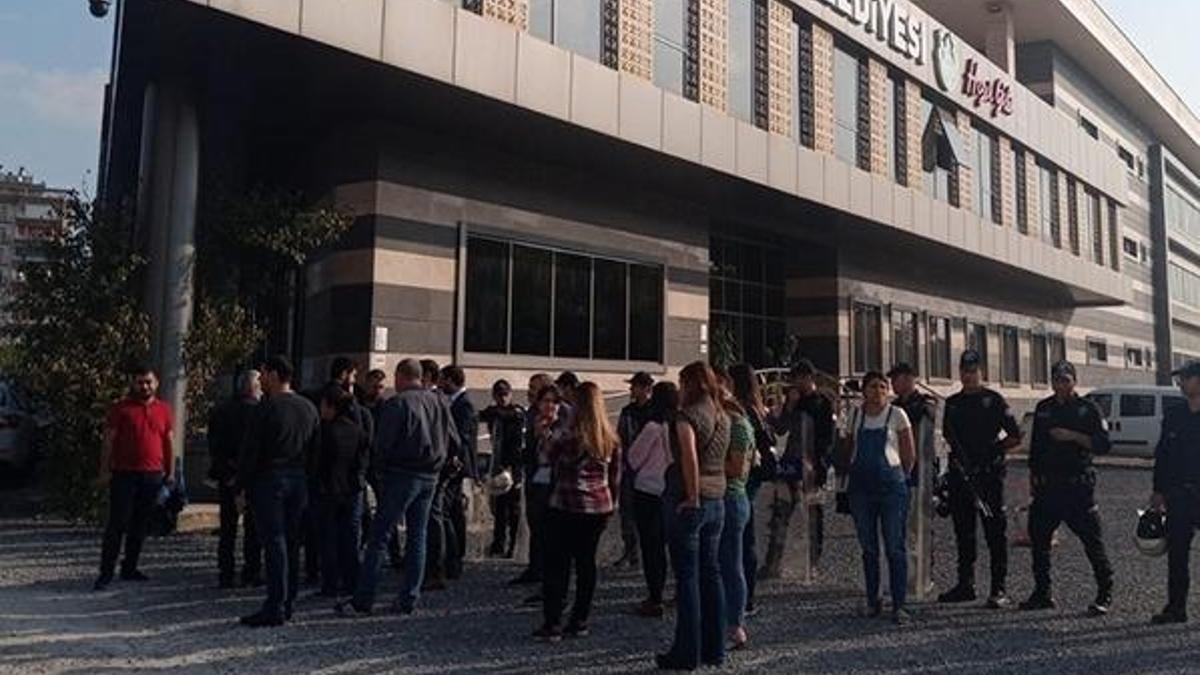 Görevden alınan 3 HDP'li belediye başkanı gözaltına alındı!