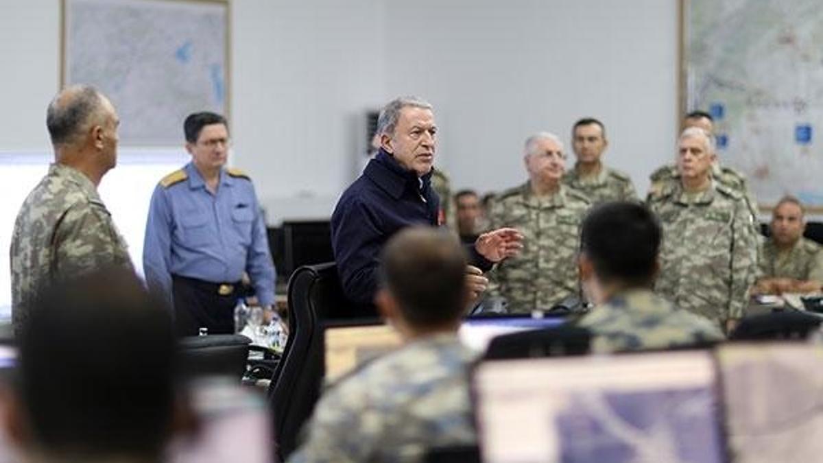 Bakan Hulusi Akar'dan Barış Pınarı Harekatı açıklaması
