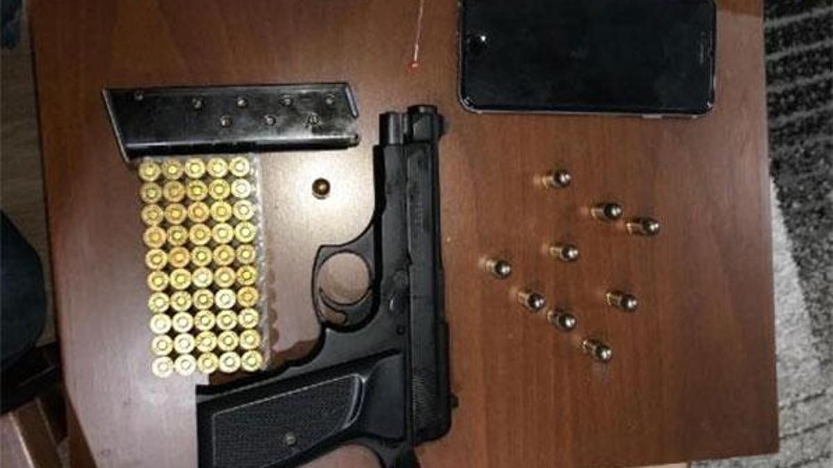 10 ilde "Hayalet silah" şebekesine operasyon: 4'ü polis 75 gözaltı