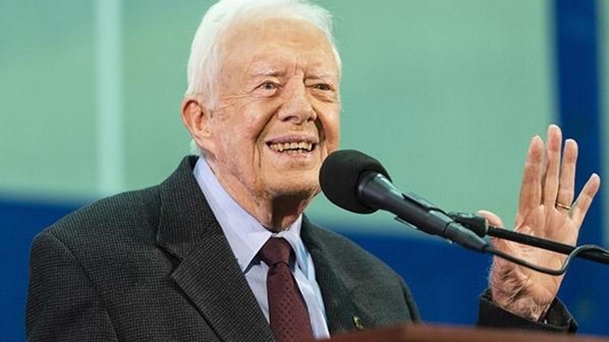 Eski ABD Başkanı Carter hastaneye kaldırıldı