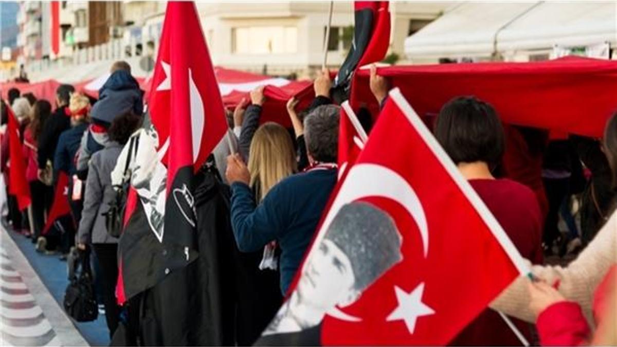 29 Ekim bayram tatili kaç gün? Hafta sonu ile birleşti mi?