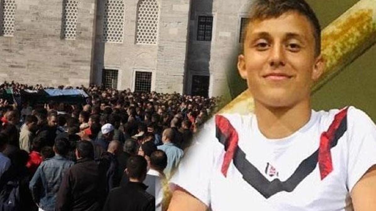 Bıçaklı saldırı sonucu öldürülen genç milli futbolcu son yolculuğuna uğurlandı