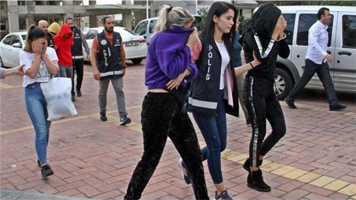 Antalya'da fuhuş çetesi operasyonunda 6 tutuklama