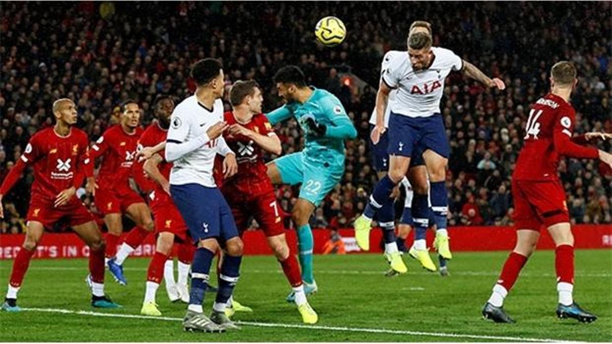 Liverpool, Tottenham'ı iki golle geçti