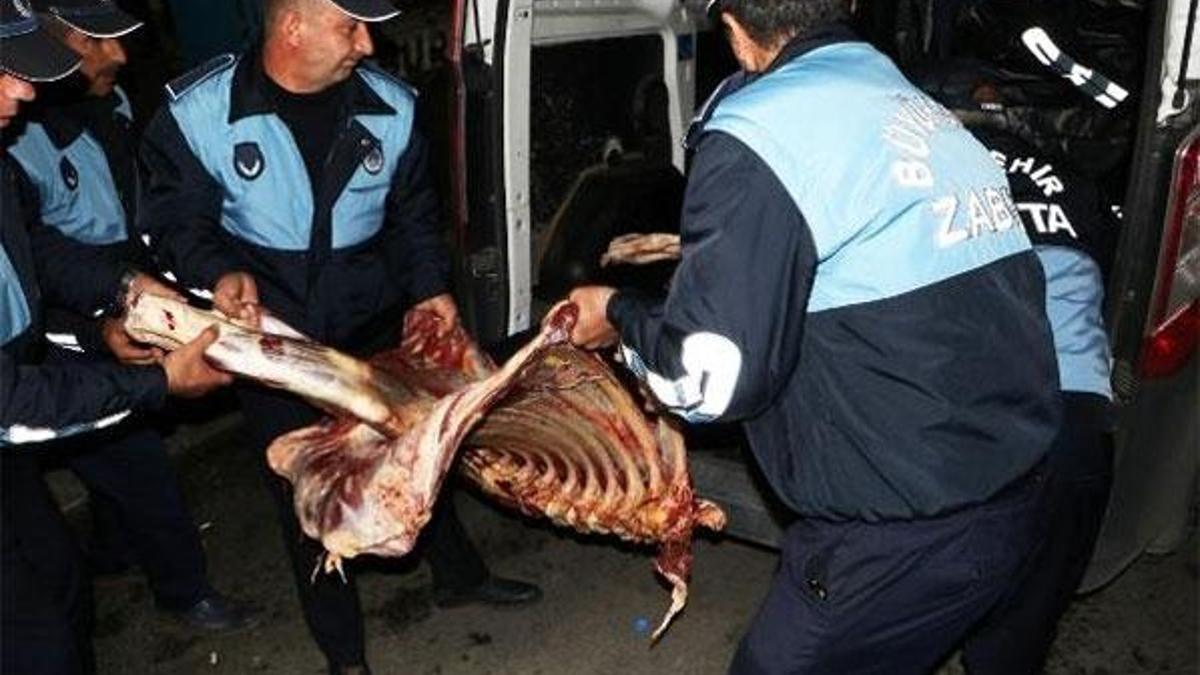 Zabıtadan kaçak et operasyonu