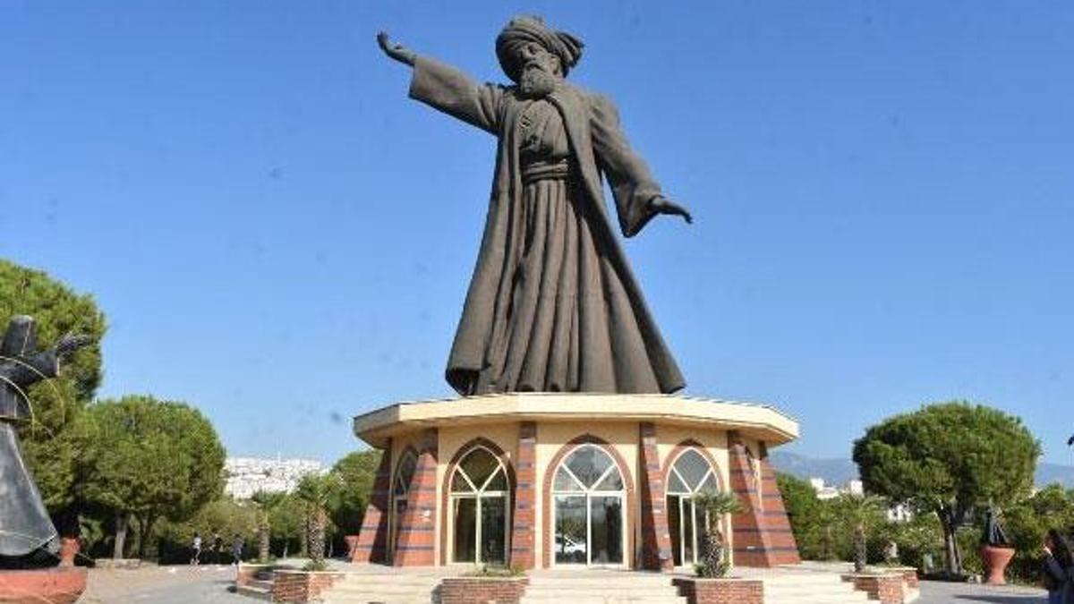 Mevlana heykeline saygısızlık!