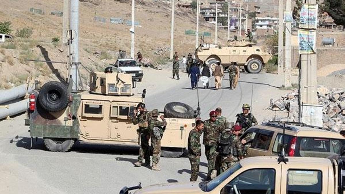 Afganistan'da Taliban saldırısı: 21 ölü