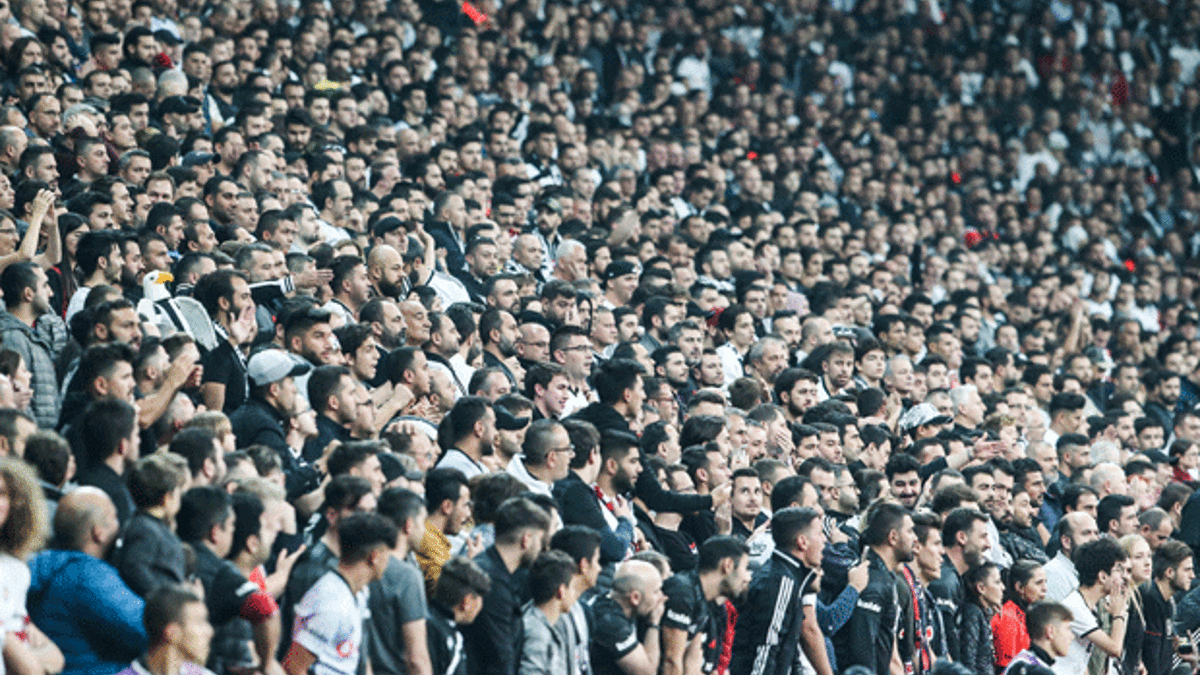 Beşiktaş ve Galatasaray’a tribün kapatma cezası