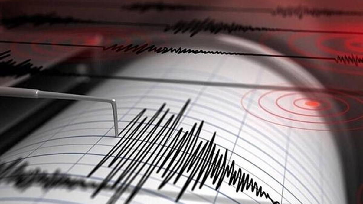 Antalya'da korkutan deprem!