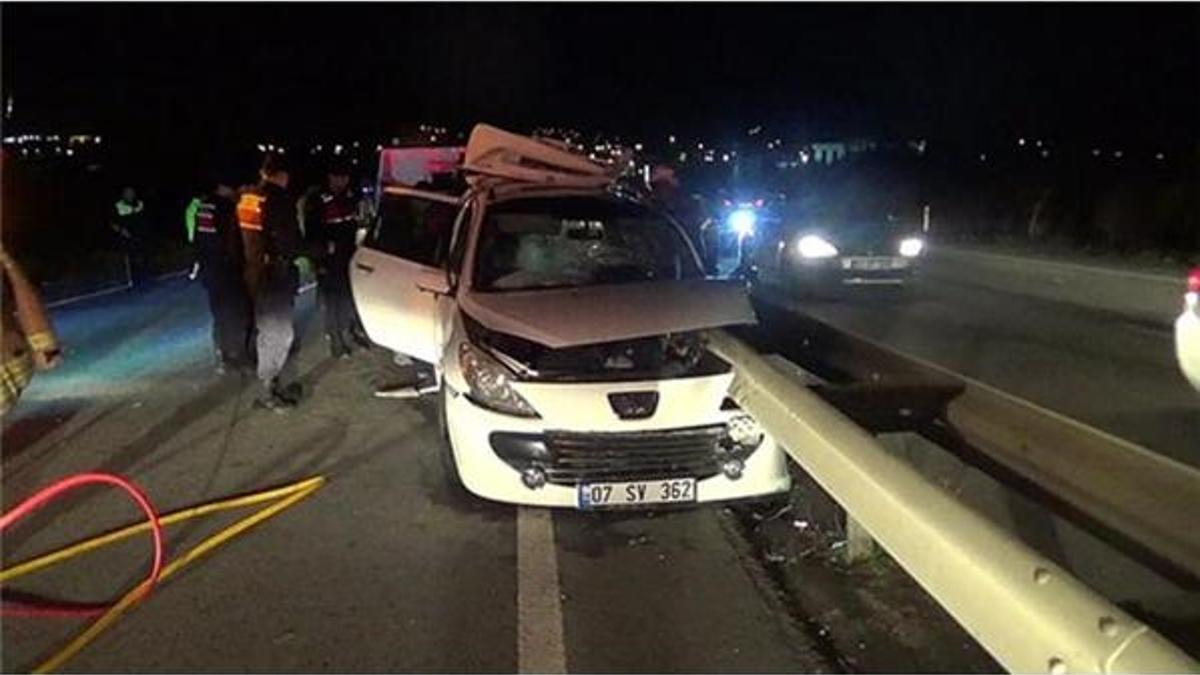 Silivri'de feci kaza: 2 ölü 3 yaralı