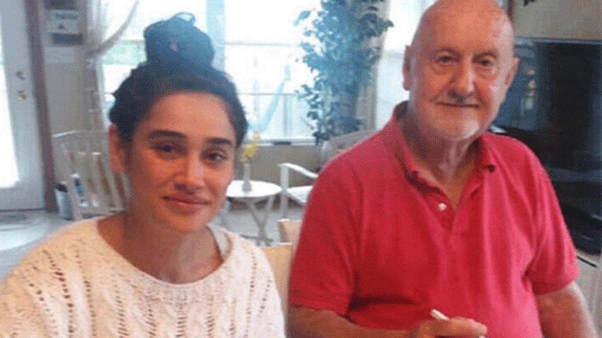Meltem Miraloğlu 'dede' sorusuna güldü geçti!