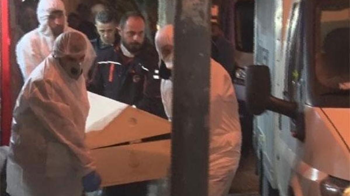 Fatih'te bir evde 4 kardeş ölü bulundu!