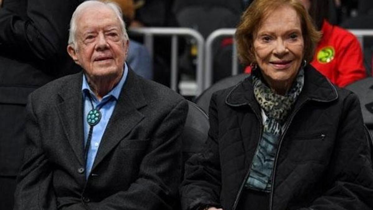 Eski ABD Başkanı Jimmy Carter hastaneye kaldırıldı