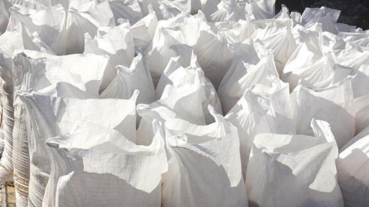 3 bin 300 kilo ele geçirildi! Piyasaya süreceklerdi