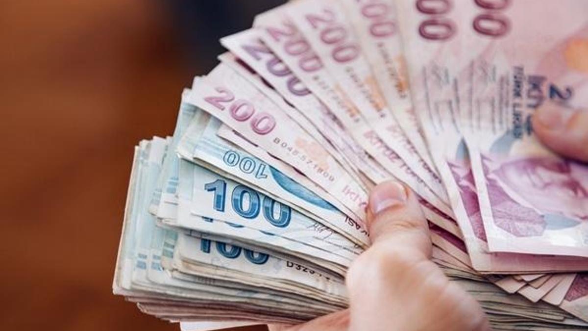 Enflasyon tahmini yüzde 12! 2020 asgari ücret ne kadar olacak?