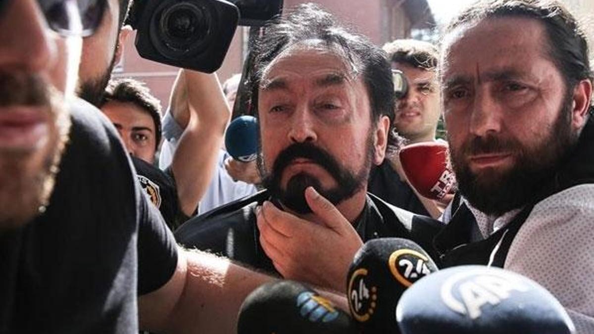 Adnan Oktar cezaevinde de rahat durmadı