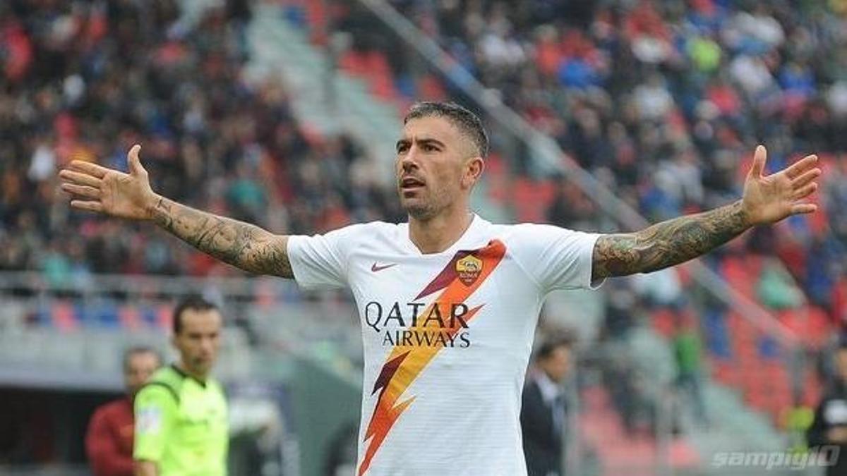 Ersun Yanal Kolarov'u istiyor!