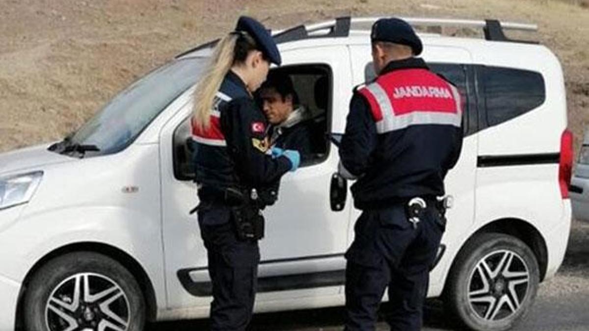 Emniyet'ten ülke genelinde operasyon! 2 bin 546 kişi yakalandı