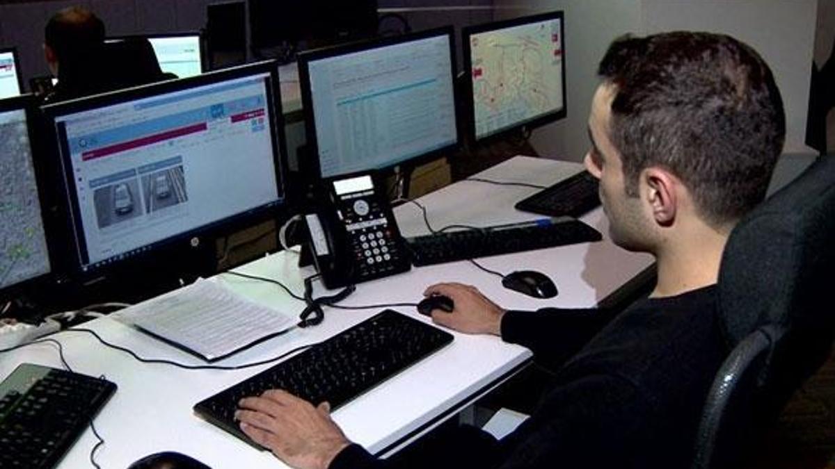 İstanbul'da 2 bin polise yaka kamerası! Anbean izlenecek