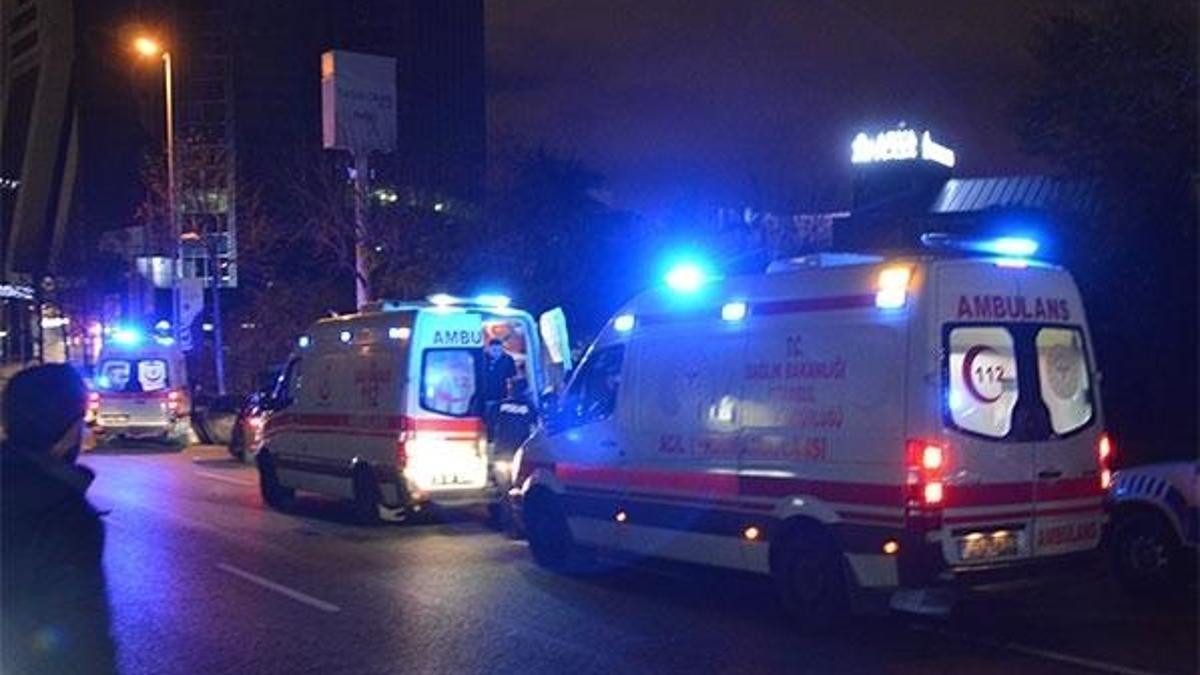 Şişli’de seyir halindeki lüks cip ve otomobil kurşunlandı