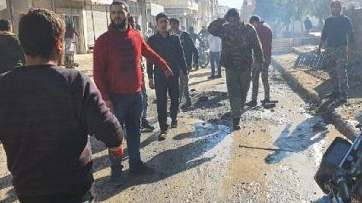 Terör örgütü üyeleri Azez'de sivilleri hedef aldı!