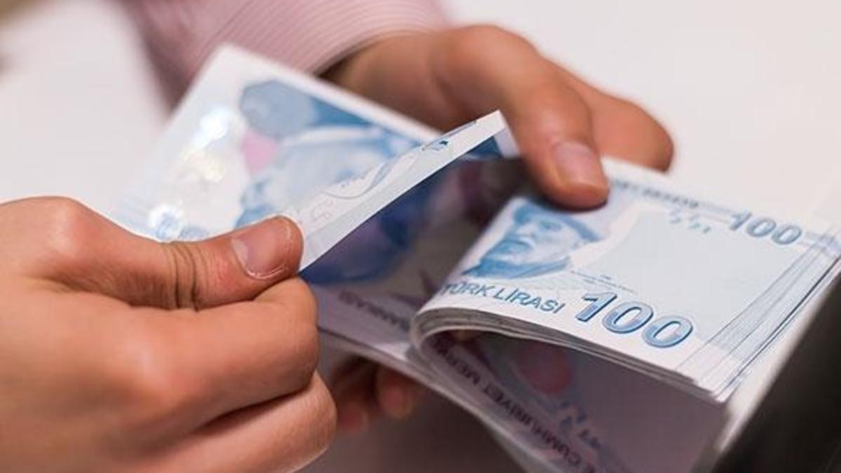Çalışanlara ve emeklilere ikinci maaş hakkı! İşte şartları...