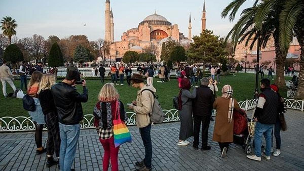 İstanbul'un turist sayısı son 5 yılın zirvesine ulaştı