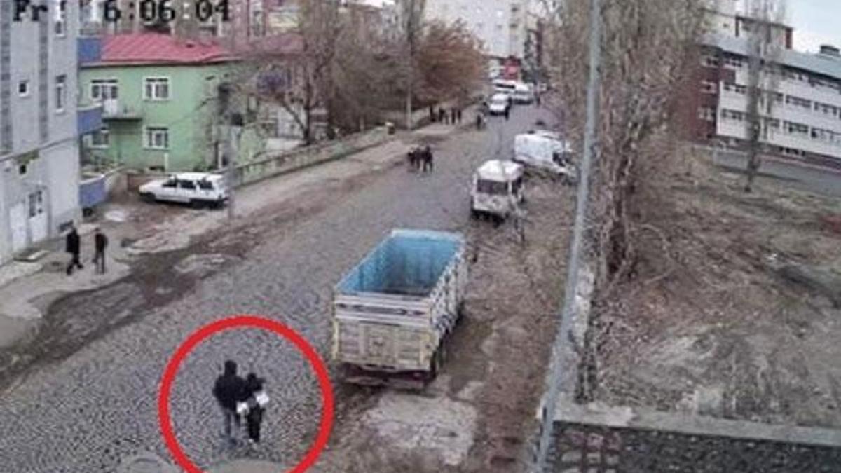 Kız çocuğunu gündüz vakti kaçırmaya çalıştılar!