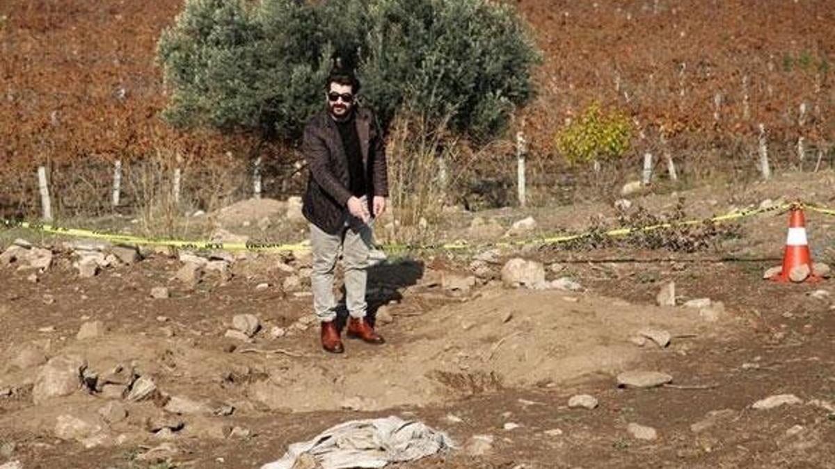 Tarlasında bulduğu tarihi eseri satmaya çalışan adam tutuklandı