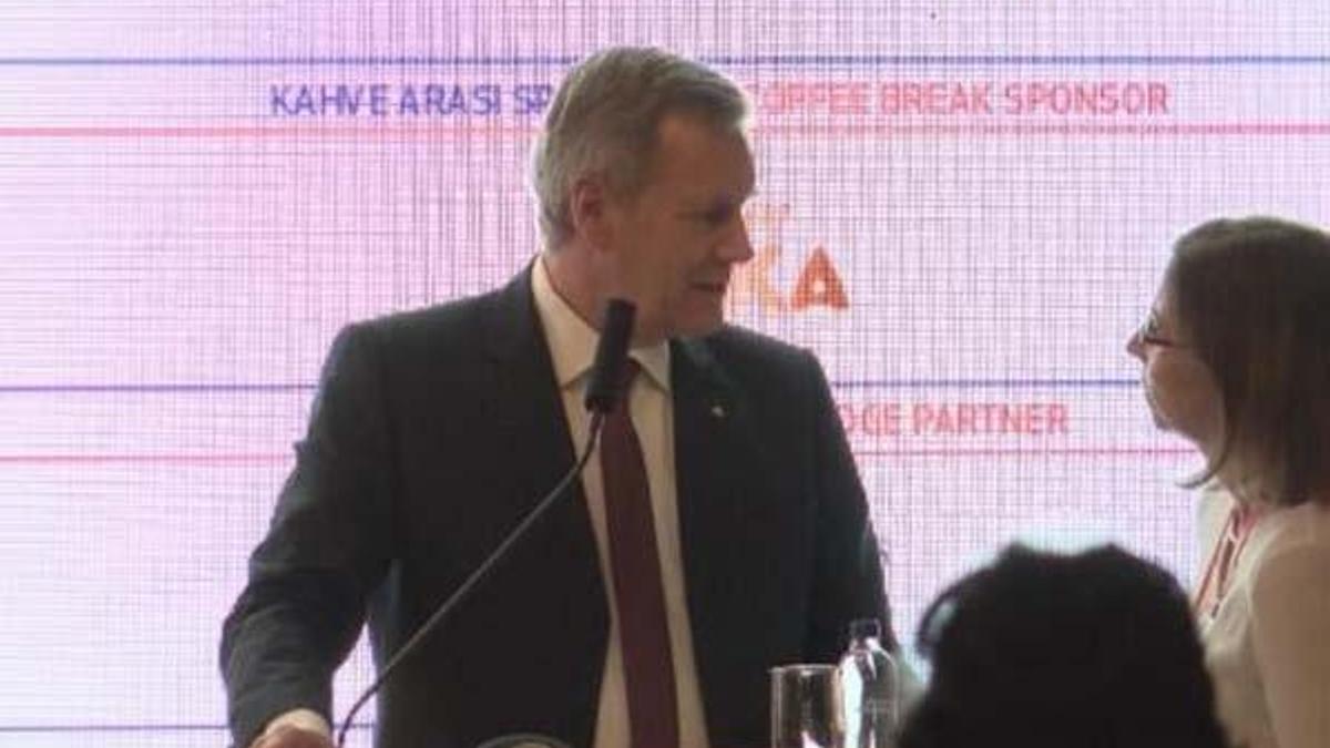 TÜSİAD'ın konferansında kriz!