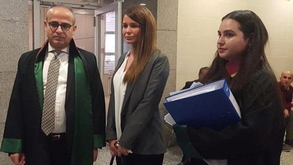 Ünlü oyuncunun eşi konuştu: Söz konusu olamaz!