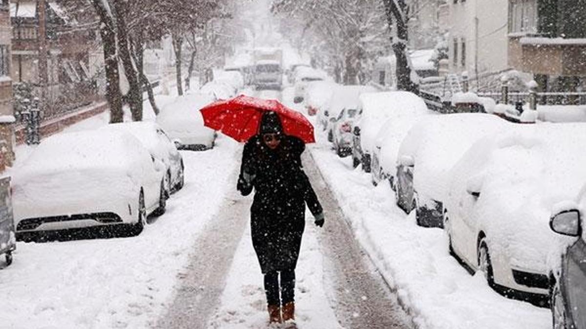 İstanbul'a kar ne zaman yağacak? İstanbul kar tahminleri...