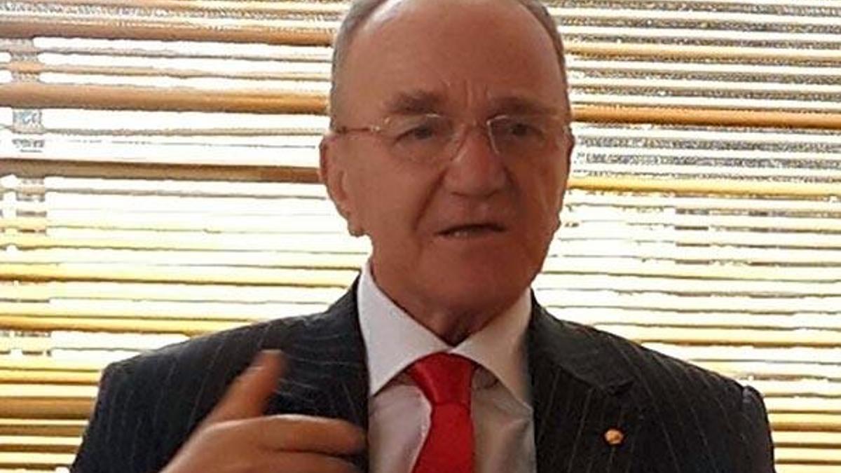 Eski bakan Fevzi Aytekin dolandırıldı
