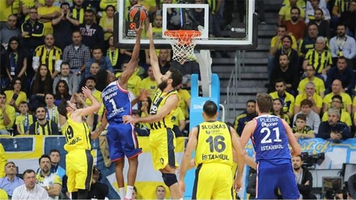 Fenerbahçe Beko - Anadolu Efes: 73-81