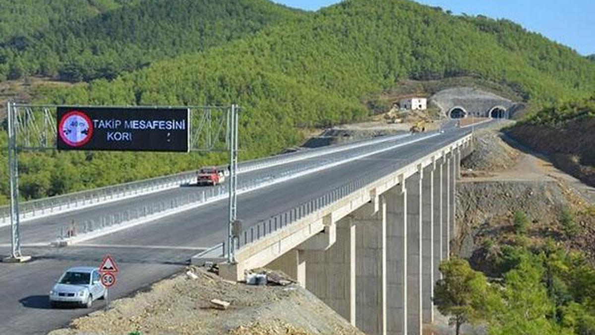 Akdeniz Sahil Yolu akıllanıyor