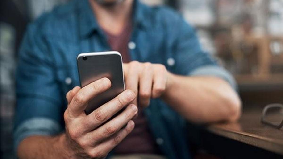 Cep telefonunda orta segment patlaması var