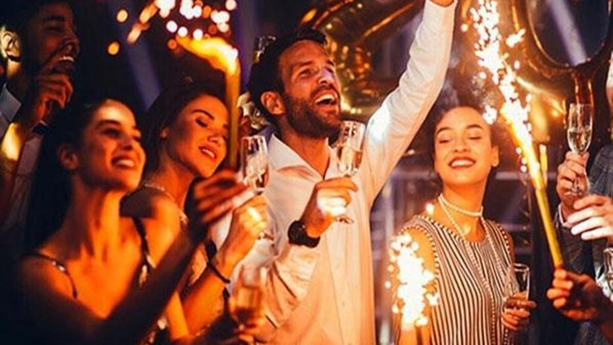 Yılbaşında 80’ler ve 90’lar şarkıları eşliğinde dev sokak partisi!