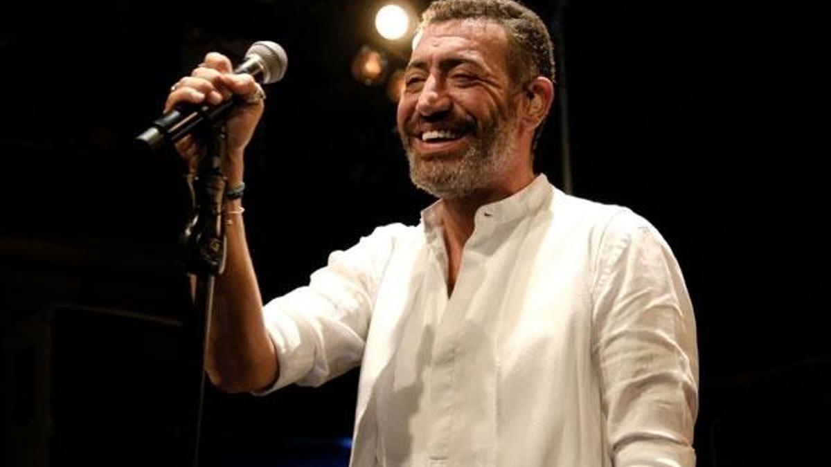 Hakan Altun ile unutulmayan, muhteşem şarkılar!
