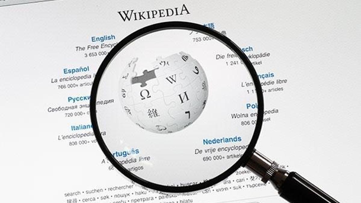 Anayasa Mahkemesi Wikipedia için toplanıyor!