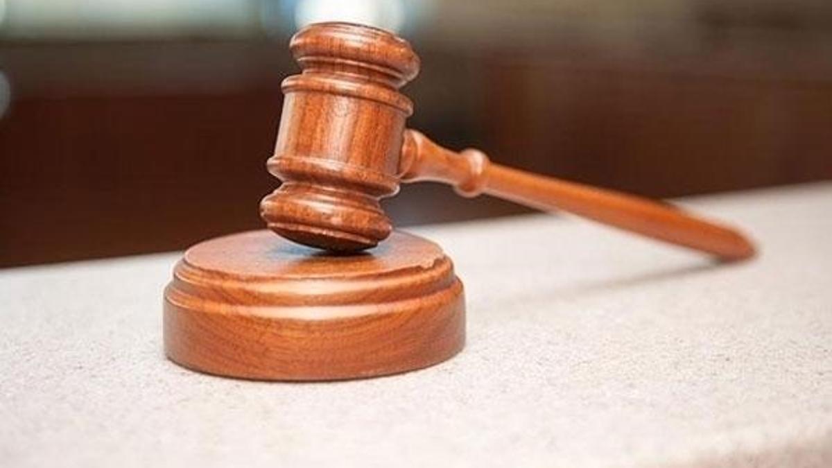 Firari 3 eski hakim ve savcı hakkında kırmızı bülten