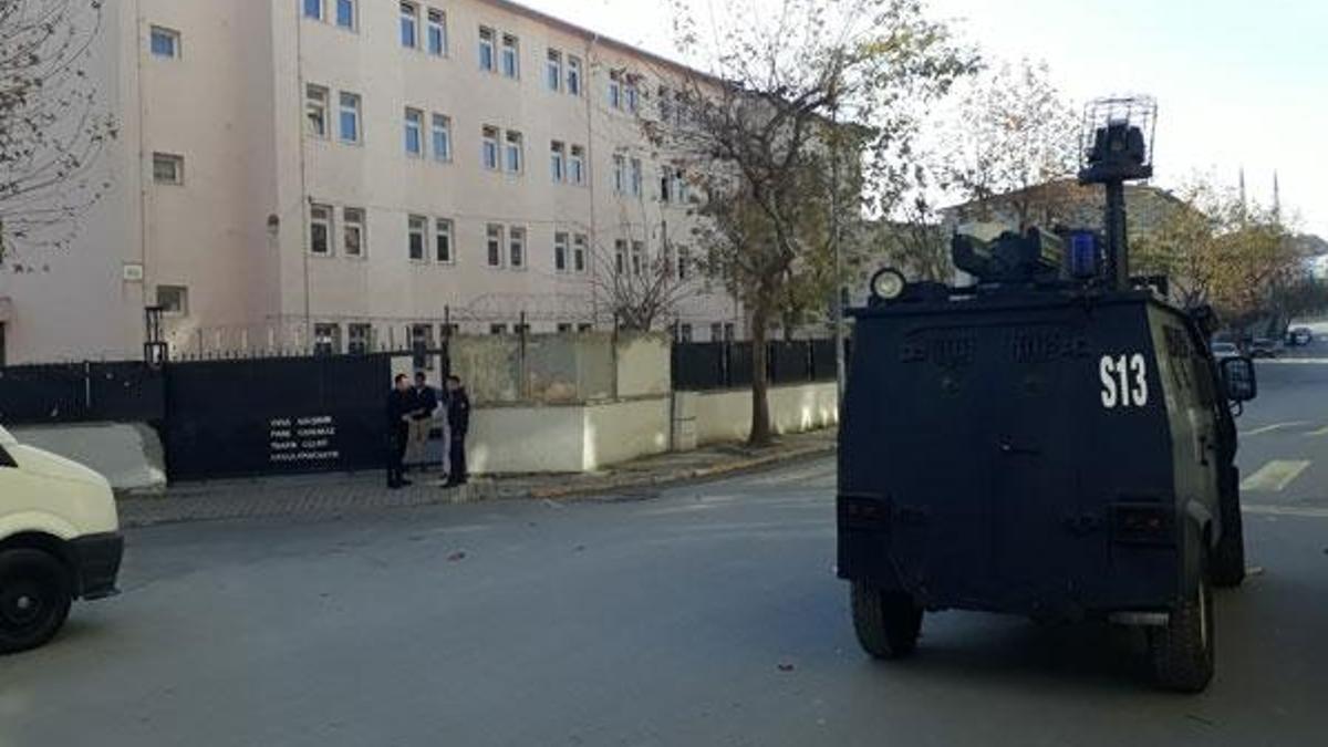 Sultangazi'de şoke eden olay! Liseli bıçaklanarak öldürüldü