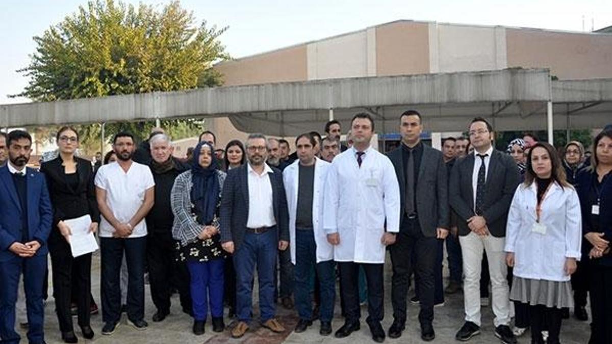 Hastadan doktor ile hastane çalışanına dayak
