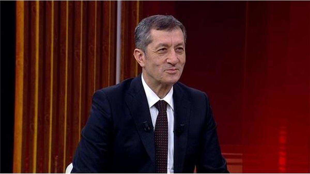 Bakan Selçuk'tan sözleşmeli öğretmen atamalarına ilişkin açıklama geldi