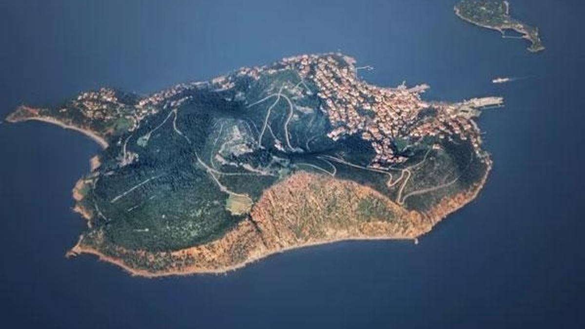 Ruam hastalığı Büyükada'daki otel rezervasyonlarını vurdu