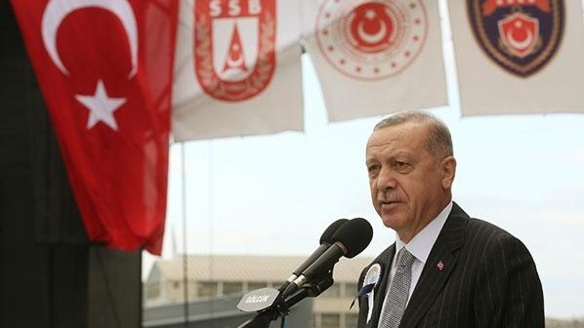 Türkiye'nin dev gücü suya indi!