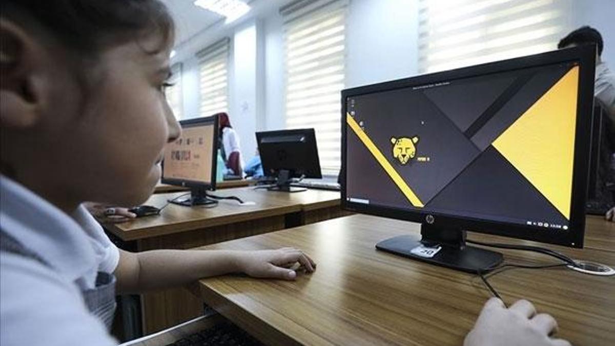Milli işletim sistemi Pardus'un okullardaki etkileşimi artıyor