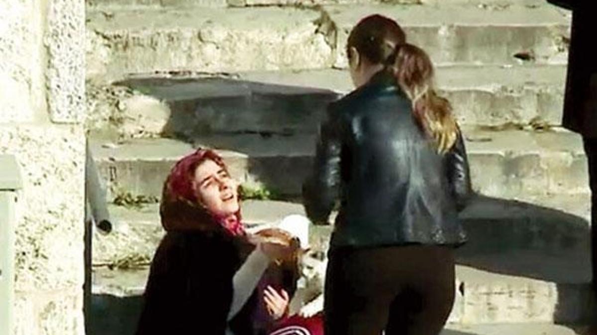 Dilenci kılığına giren CNN Türk muhabirine ahlaksız teklif!
